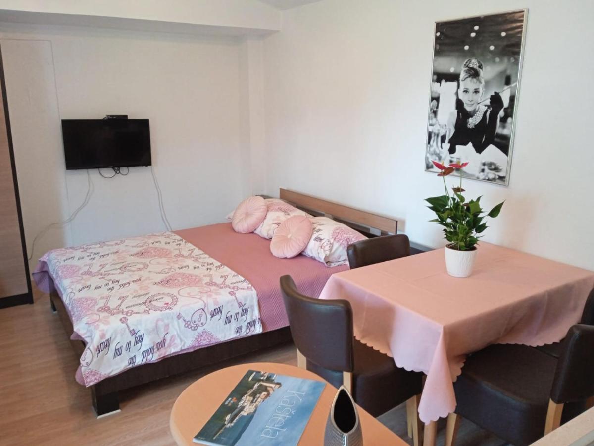 Pelivan Apartments Kaštela Εξωτερικό φωτογραφία