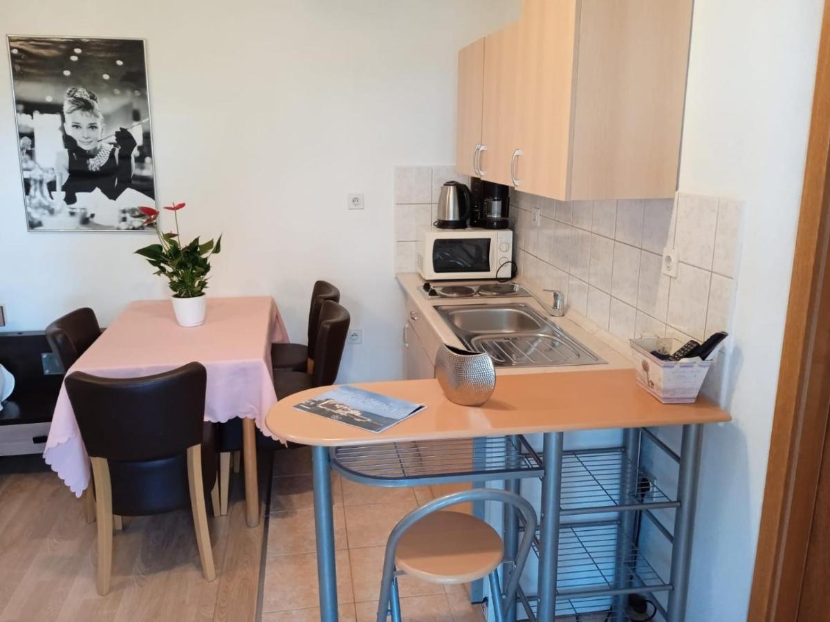 Pelivan Apartments Kaštela Εξωτερικό φωτογραφία
