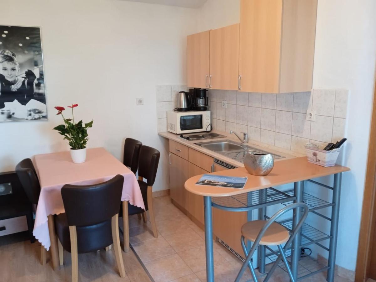 Pelivan Apartments Kaštela Εξωτερικό φωτογραφία