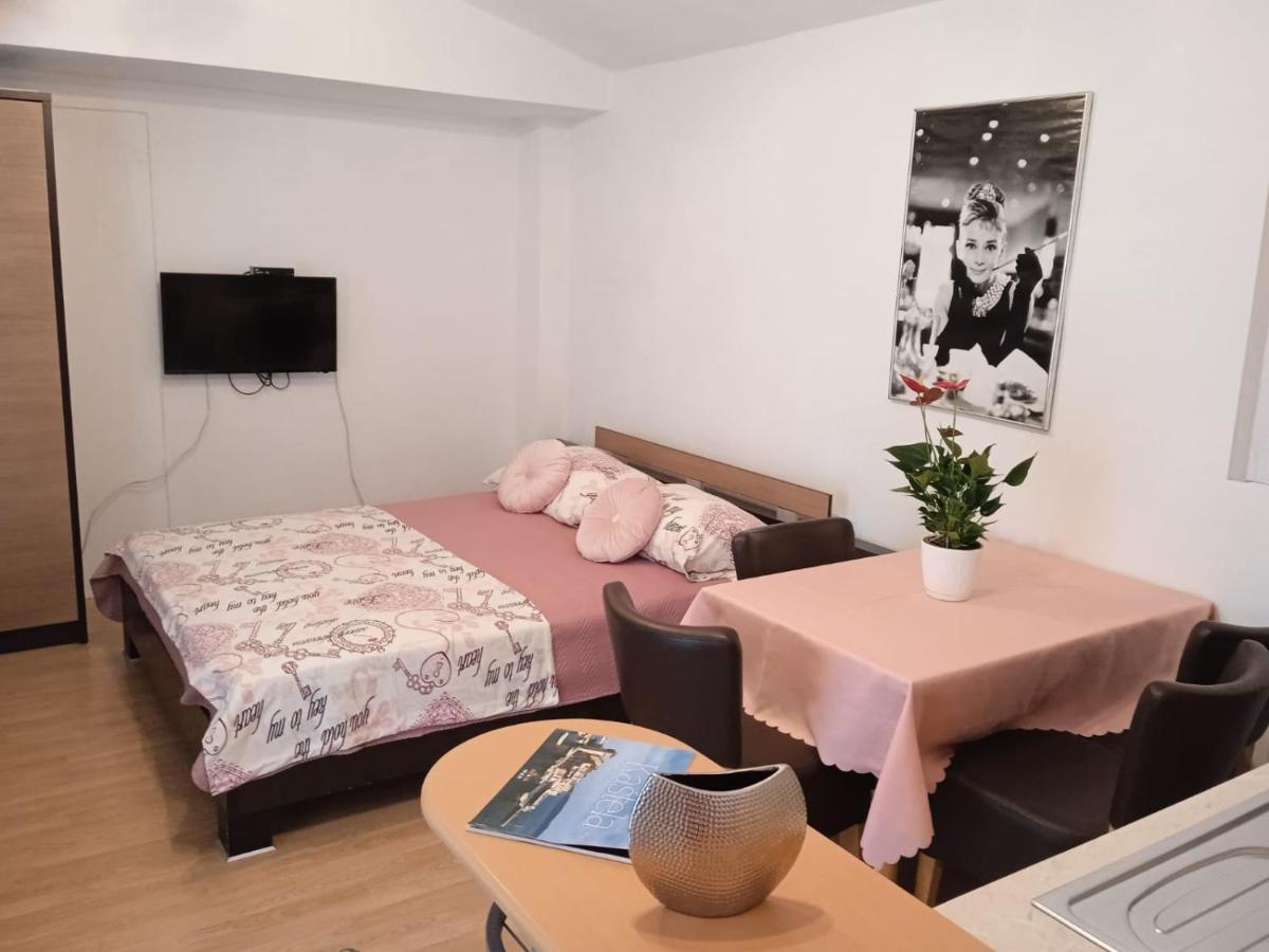 Pelivan Apartments Kaštela Εξωτερικό φωτογραφία